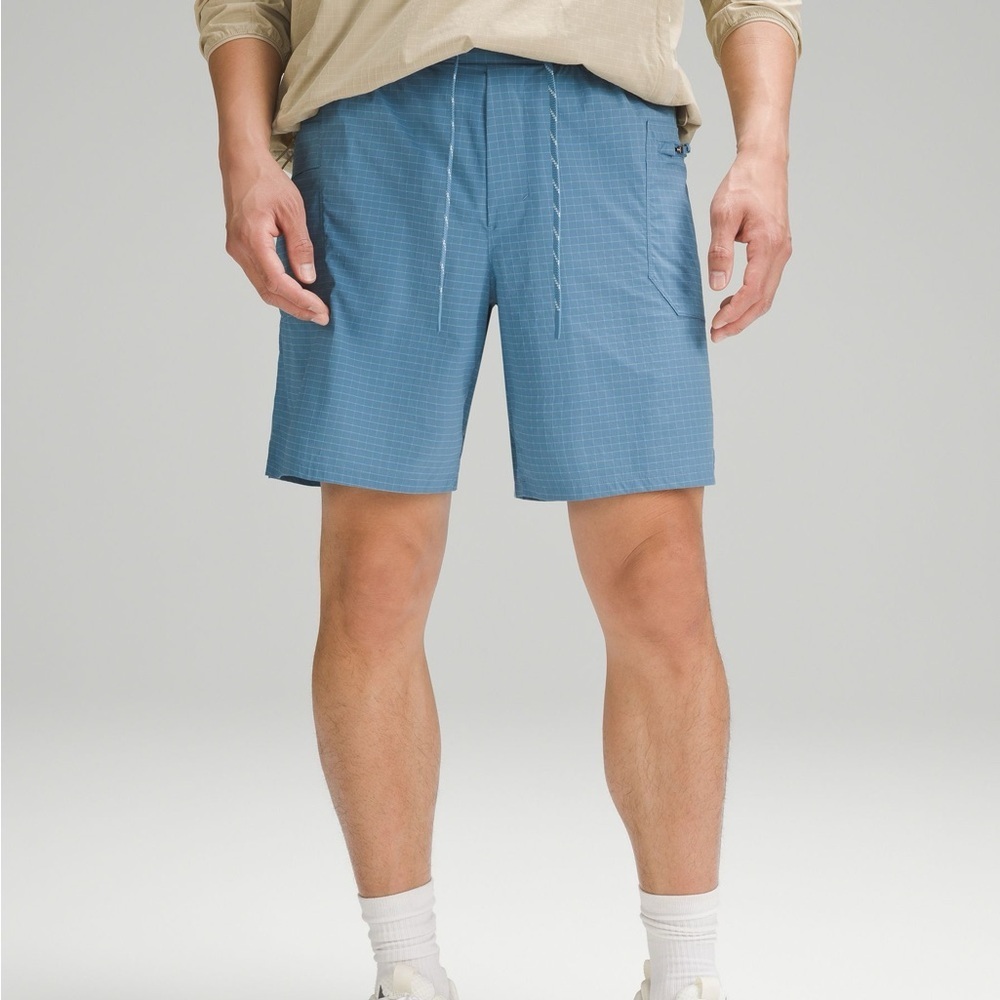 Lululemon Hike to Swim Ripstop Shorts 8” Large